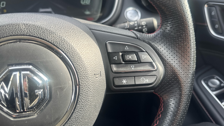 MG Hs 1.5 T-GDI Excite 5dr DCT Petrol Hatchback